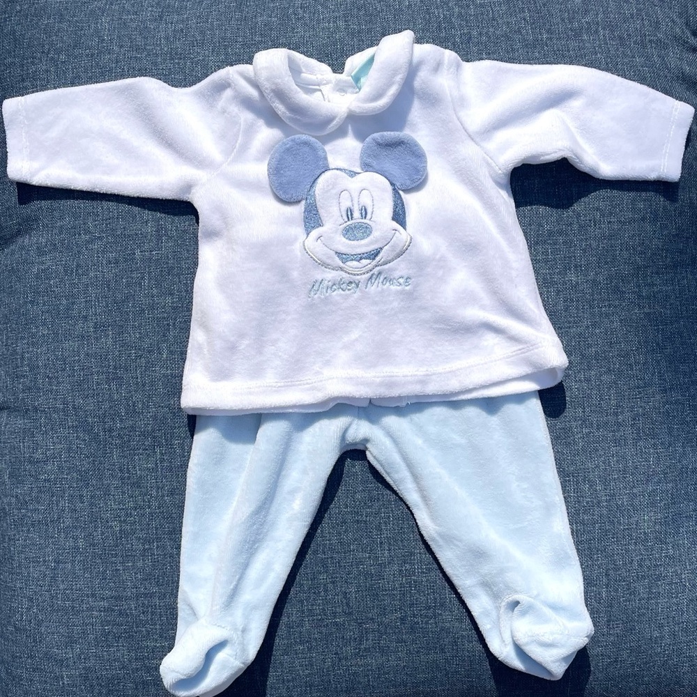 Disney Baby boy 2 pieces outfit  in White and Light Blue